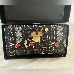 Disney Wallet